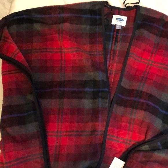 Plaid cape - Picture 3 of 3